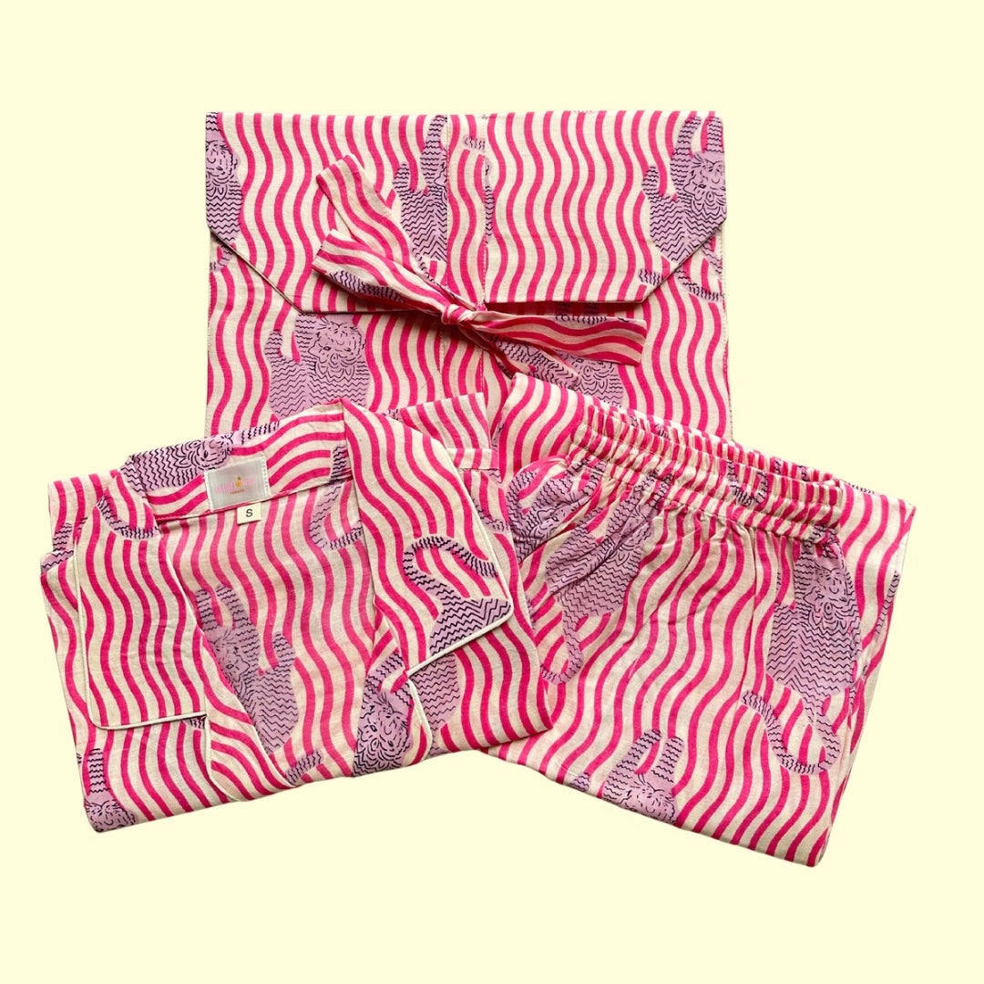 Women's Pink Prowl Half Sleeve Pyjama Set