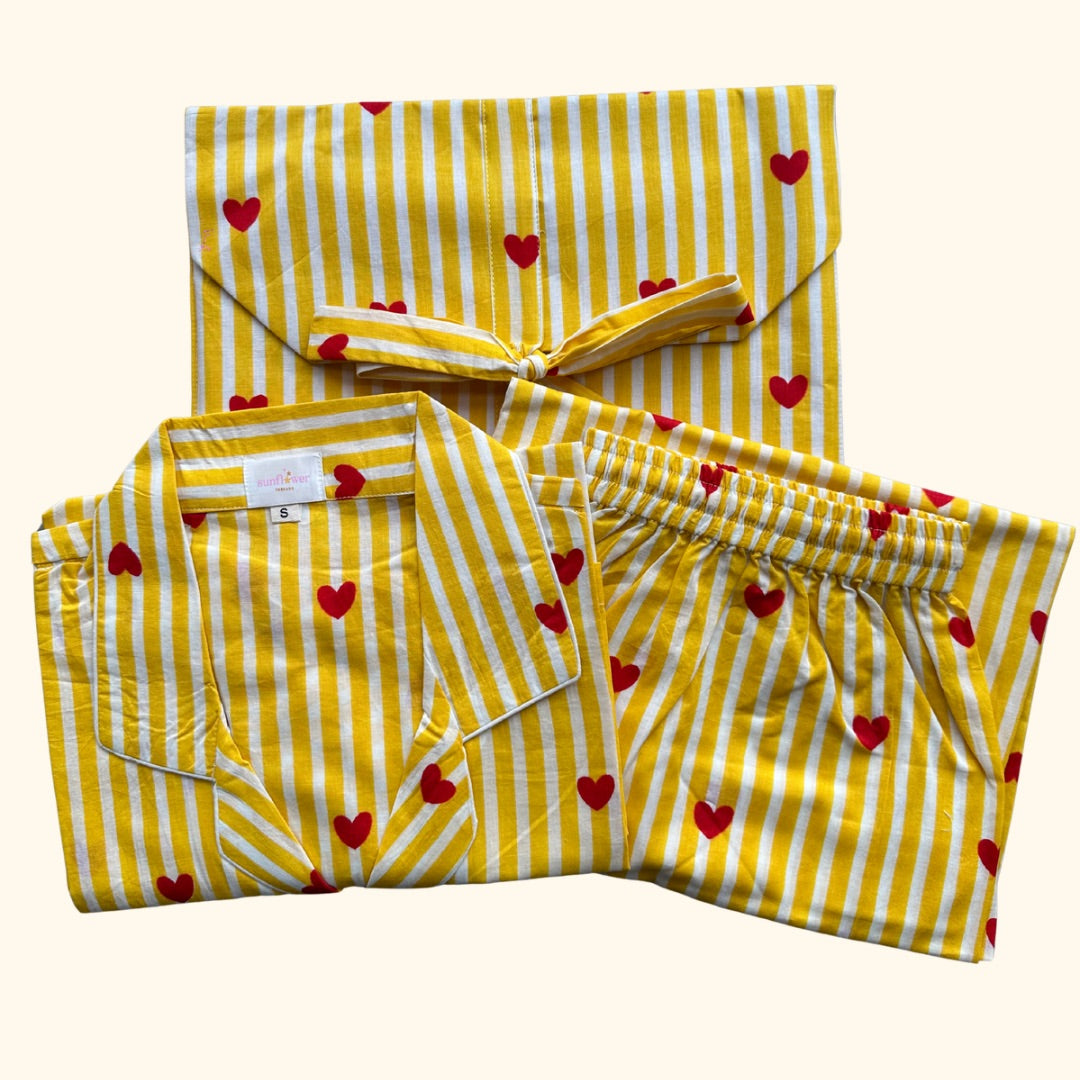 Women's Yellow Stripes Heart Half Sleeve Pyjama Set