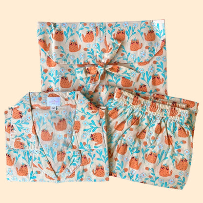 Women's Garden Kitty Half Sleeve Pyjama Set